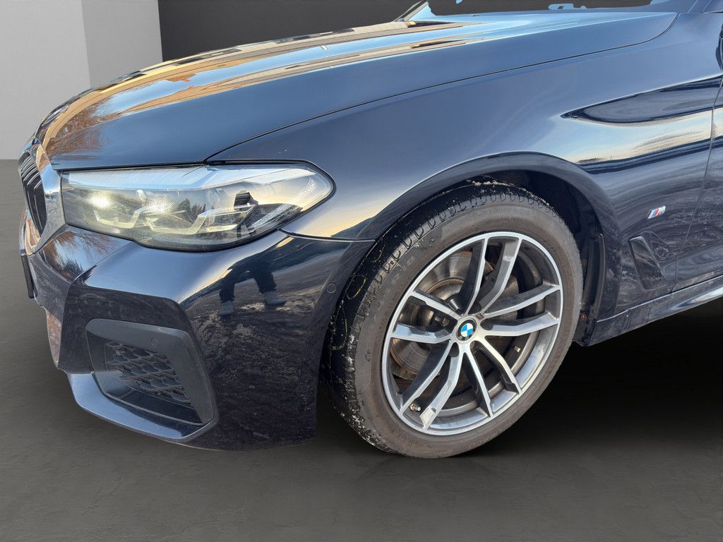 BMW 520i T. M-SPORT LED NAVI HUD PANO PDC 18" AHK foto 5