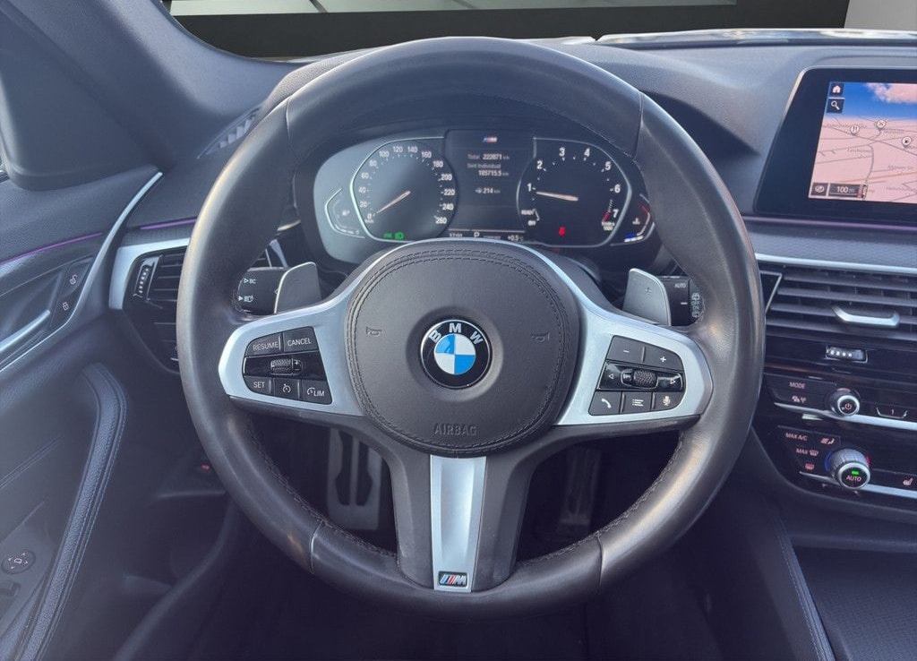 BMW 520i T. M-SPORT LED NAVI HUD PANO PDC 18" AHK foto 9