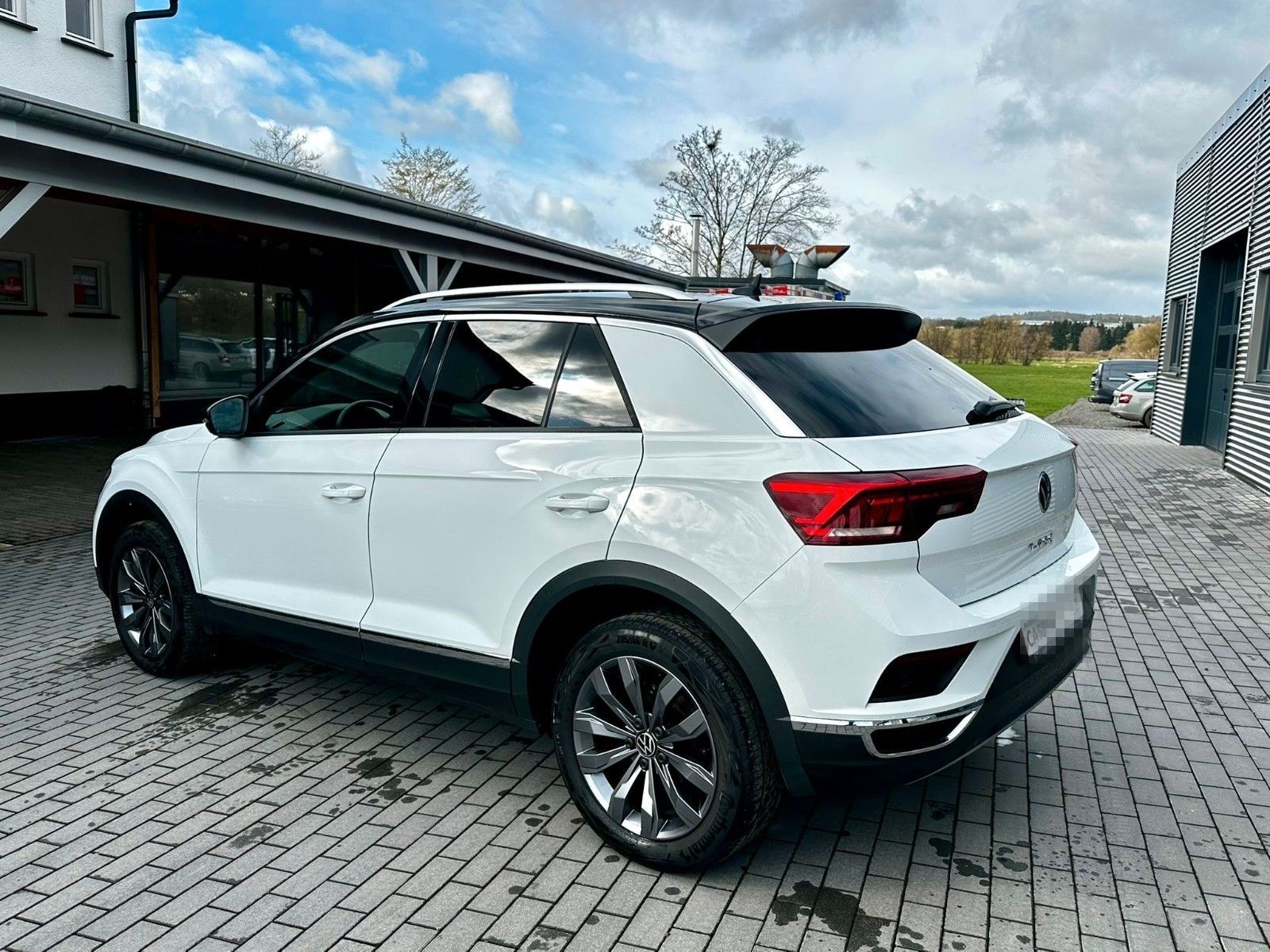 Volkswagen T-Roc Sport/AHK/Kamera/17´/Dach schw. foto 8