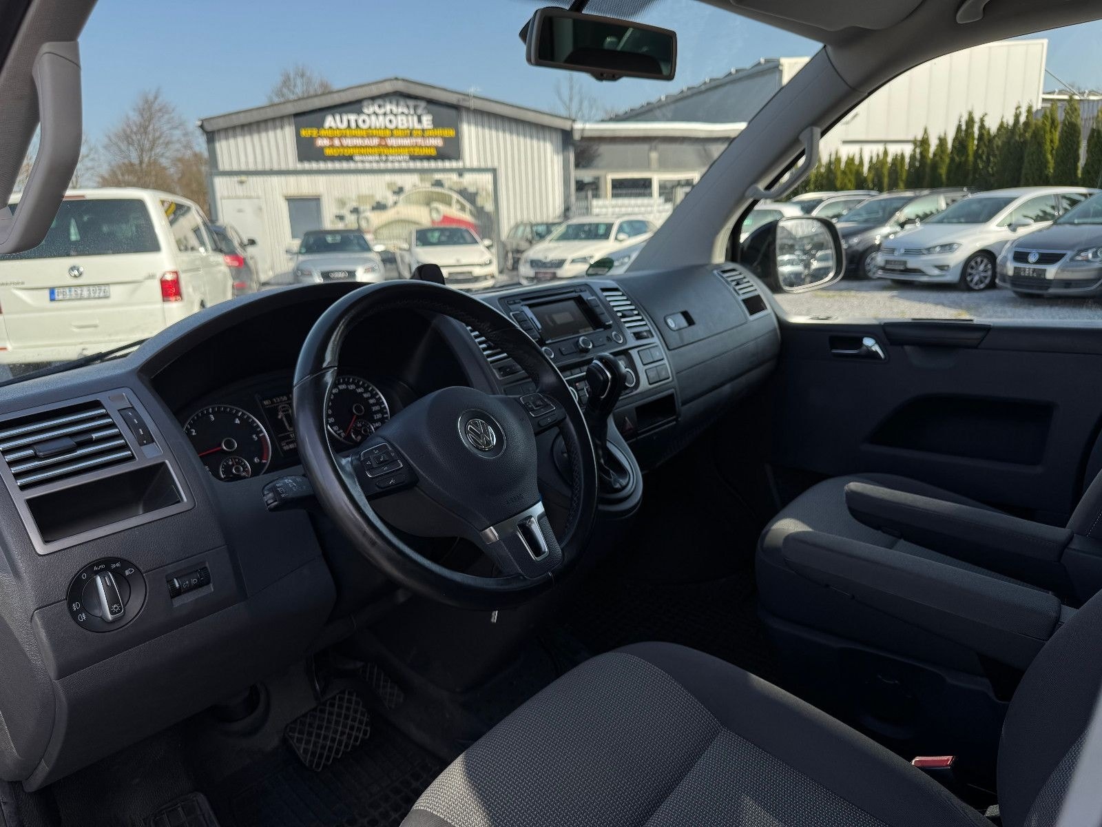 Volkswagen T5 Caravelle Lang 8Sitze /wenigKM/DSG/Garantie foto 6