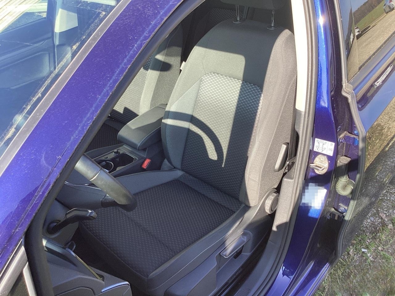 Volkswagen Golf VIII 1.5 TSI Active Standheizung HeadUp LED foto 11