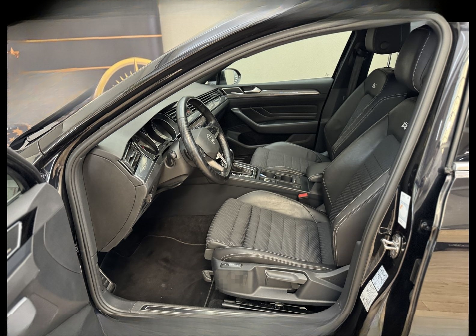 Volkswagen Passat Variant R-Line 1.5 TSI DSG Kamera/Navi/17 foto 11