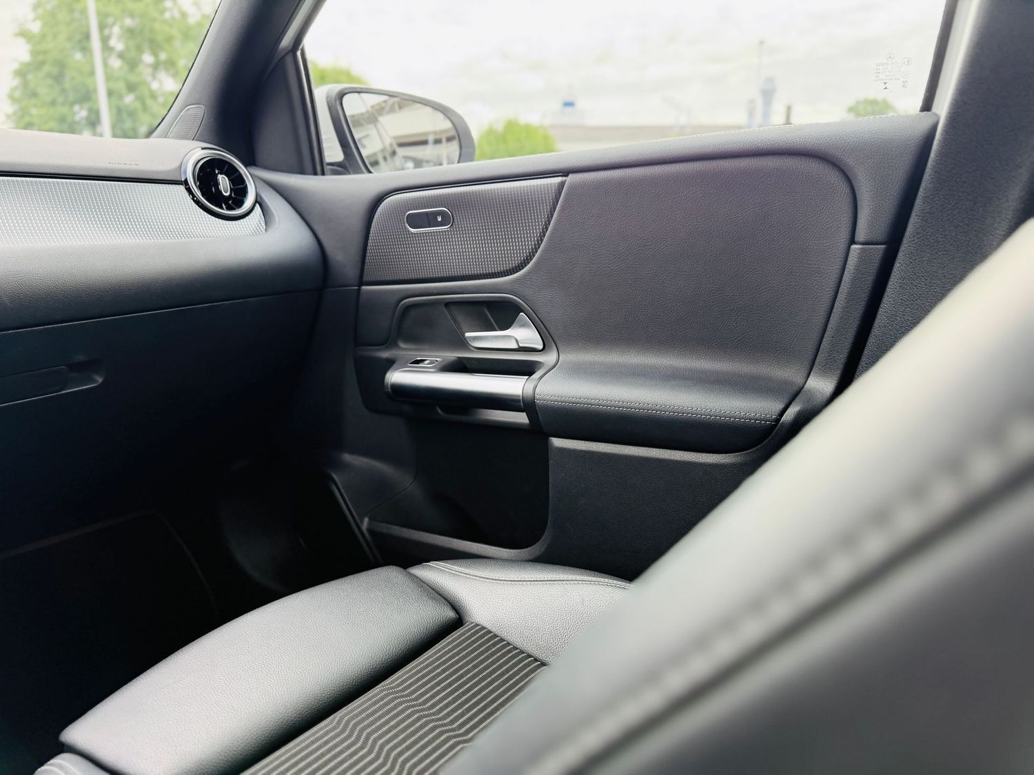 Mercedes-Benz B 180 d PROGRESSIVE, Autom. ,AHK, Tot, LED, Navi foto 14