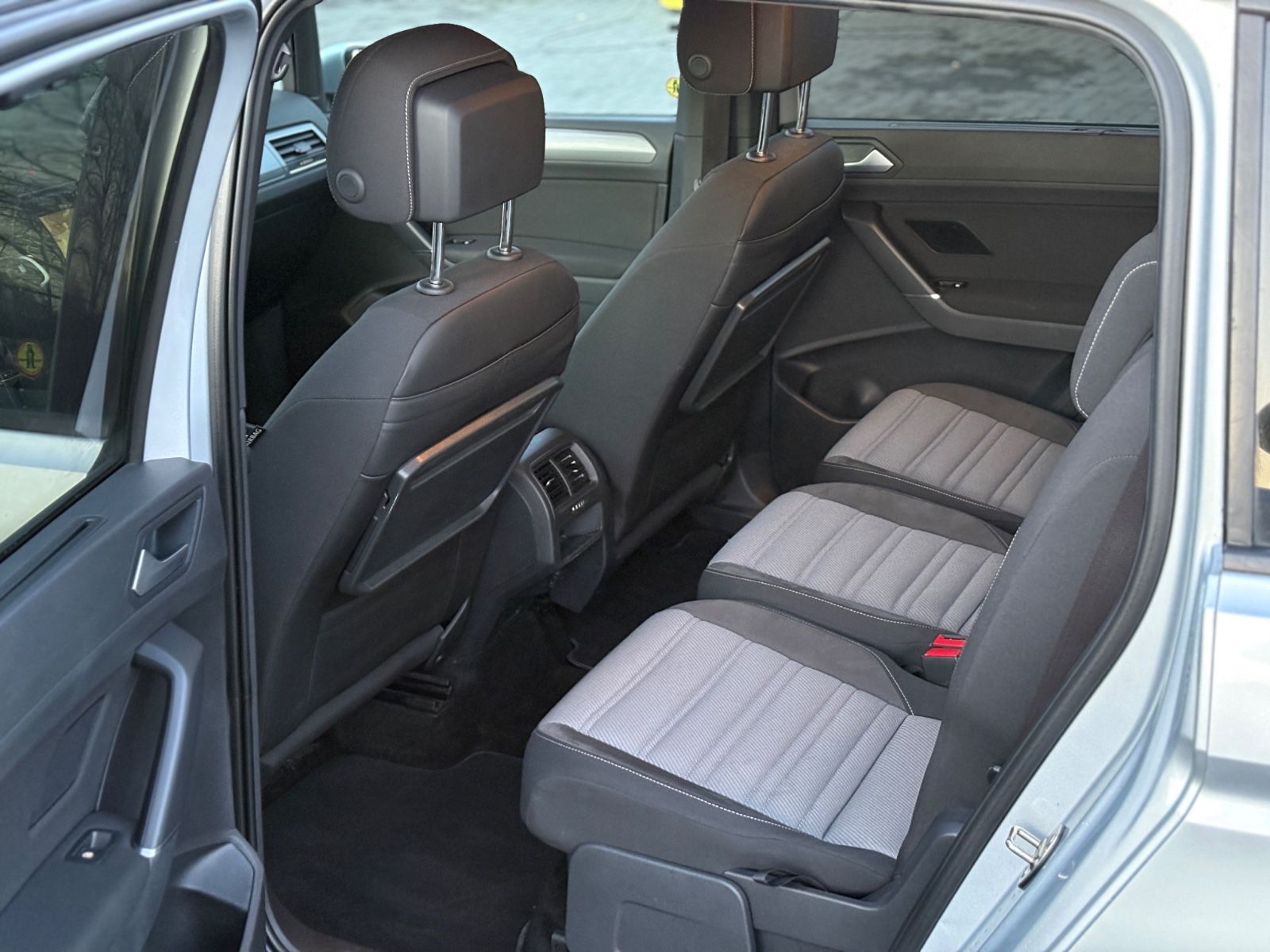 Volkswagen Touran 2.0 TDI DSG*R-LINE*STDHZ*ACC*SHZ*NAVI* foto 19