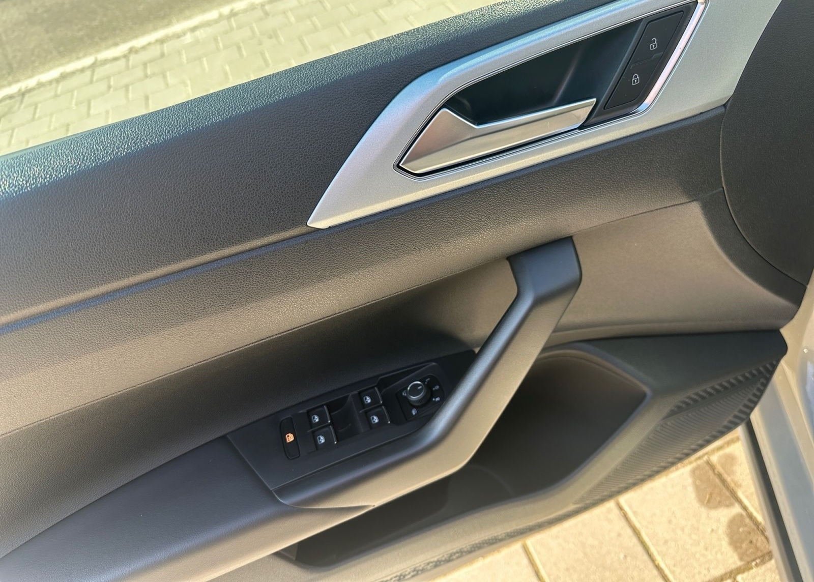 Volkswagen Taigo 1.0TSI Goal Navi LED Sitzheizung foto 14