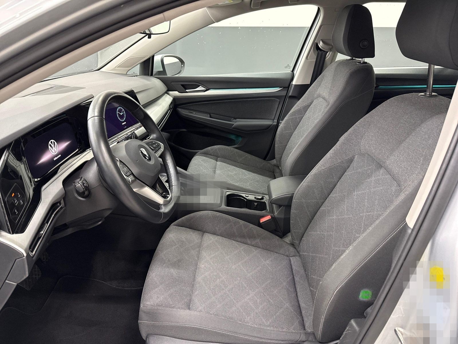 Volkswagen Golf VIII Variant 1.5 eTSI DSG AHK ACC Navi foto 6