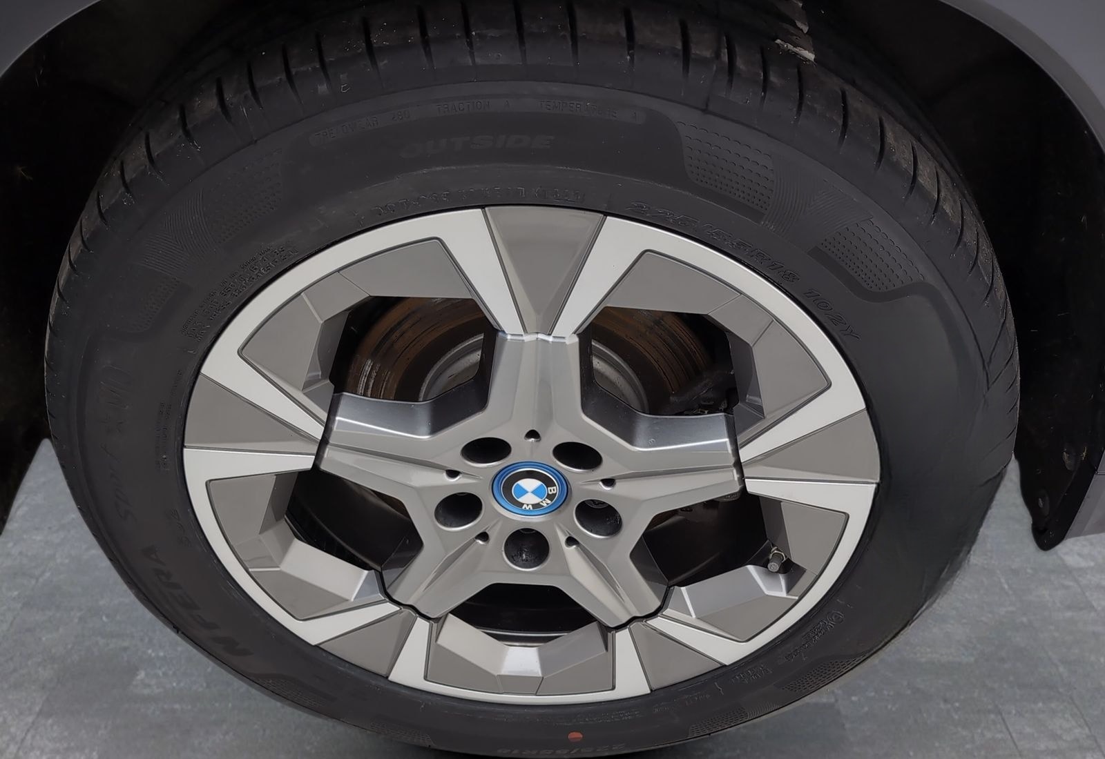 BMW iX1 xDrive30 Dig.Cockpit LED Shz. Sportfw. 4WD foto 14