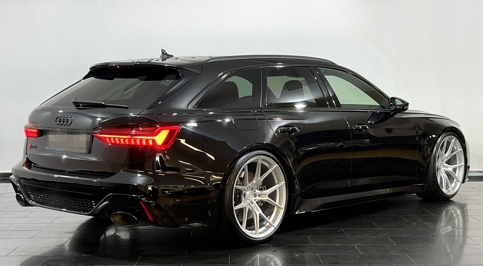 Audi RS6 4.0TFSI q.*Pano*RS-Dynamik*305*Matrix* foto 5