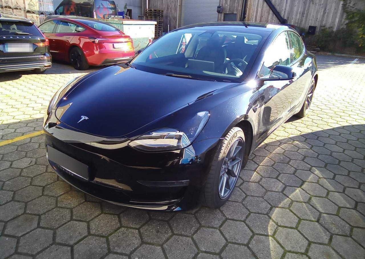 Tesla Model 3 Long Range 77 kWh Dual Motor A.Pilot Pr. foto 1