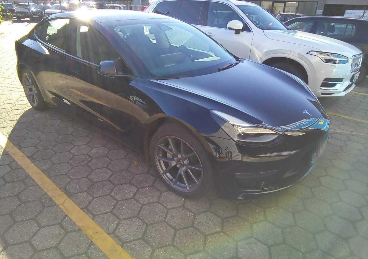 Tesla Model 3 Long Range 77 kWh Dual Motor A.Pilot Pr. foto 2