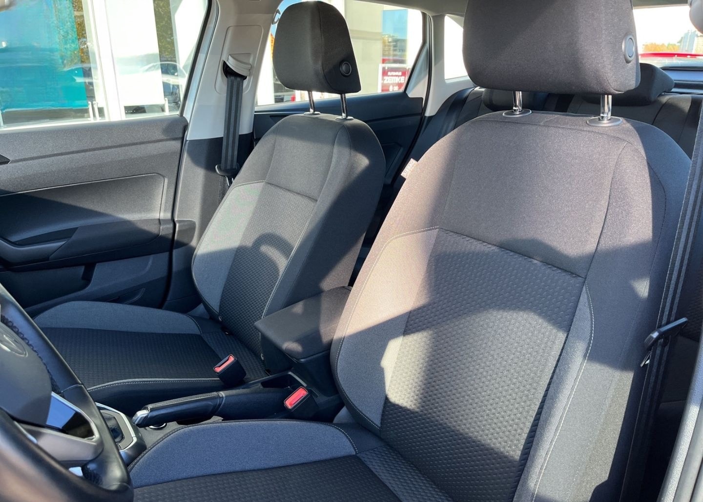 Volkswagen Taigo 1.0 TSI DSG Life 3,99% Digitales Cockpit L foto 18