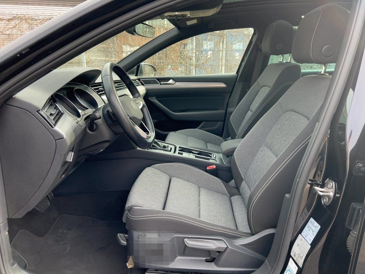 Volkswagen Passat Variant Business 2.0 TDI DSG AHK+NAVI+PAN foto 8