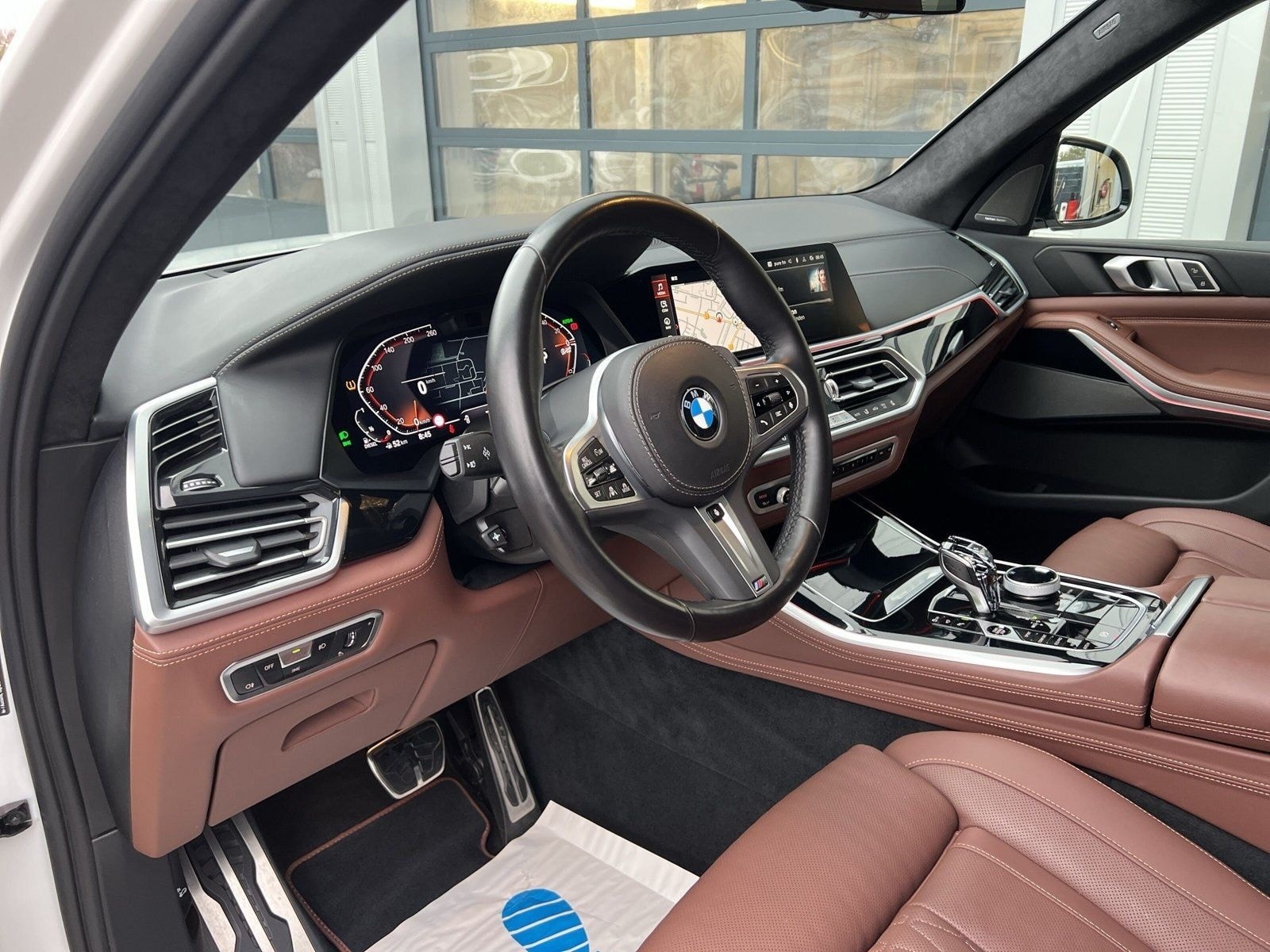 BMW X5 xDrive40d M SPORT LASER PANO H&K SOFT-CLOSE foto 8