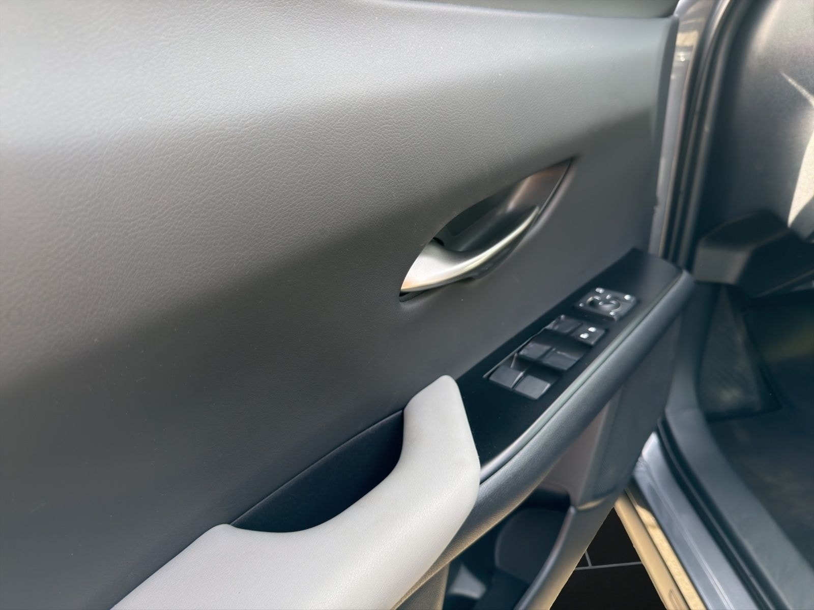 Lexus UX 250H*SCHECKHEFT*TOTW*LEDER* foto 12