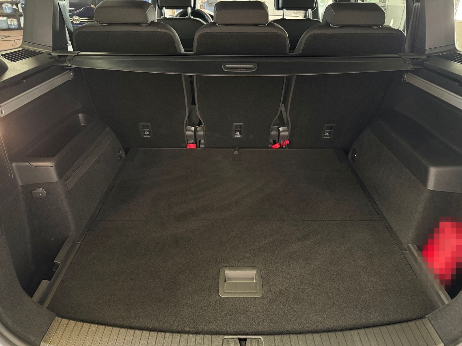 Volkswagen Touran 1.5 TSI R-Line BlackStyle DSG LED Navi AC foto 15