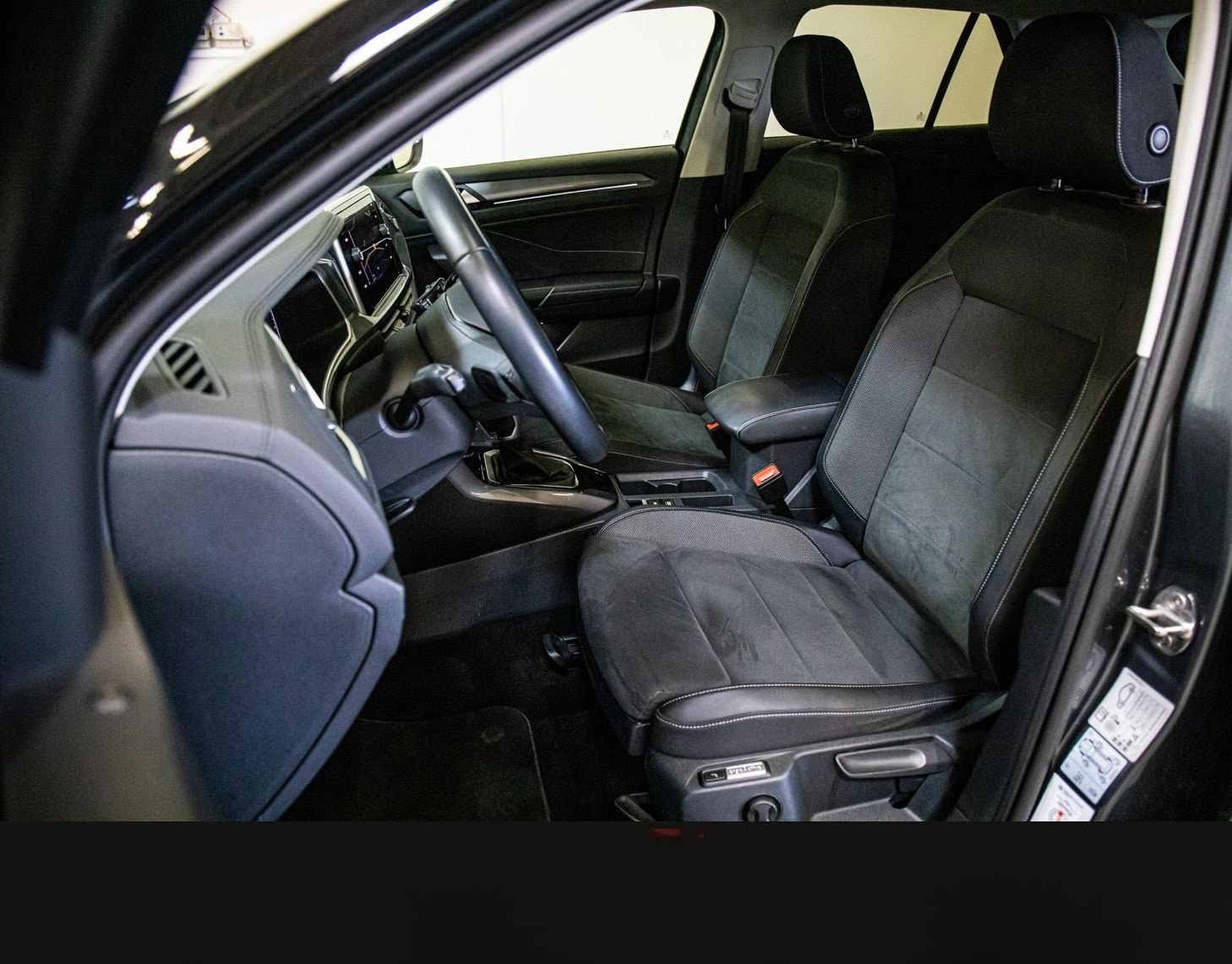 Volkswagen T-Roc Style 2.0 TDI LED MASSAGE ACC DSG CARPLAY foto 11