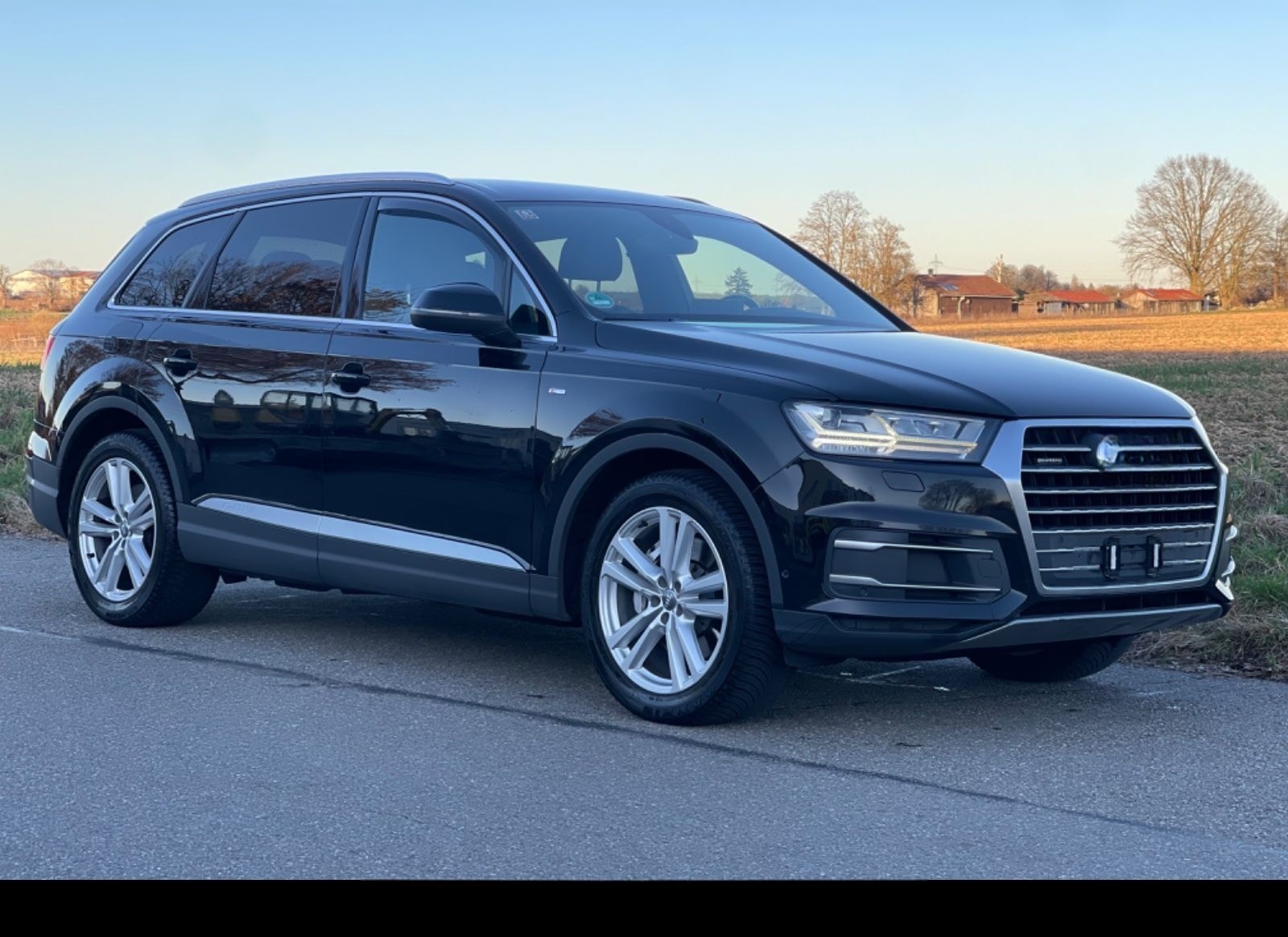 Audi Q7 3.0 TDI quattro/7 Sitze/Kamera/Navi/ foto 1