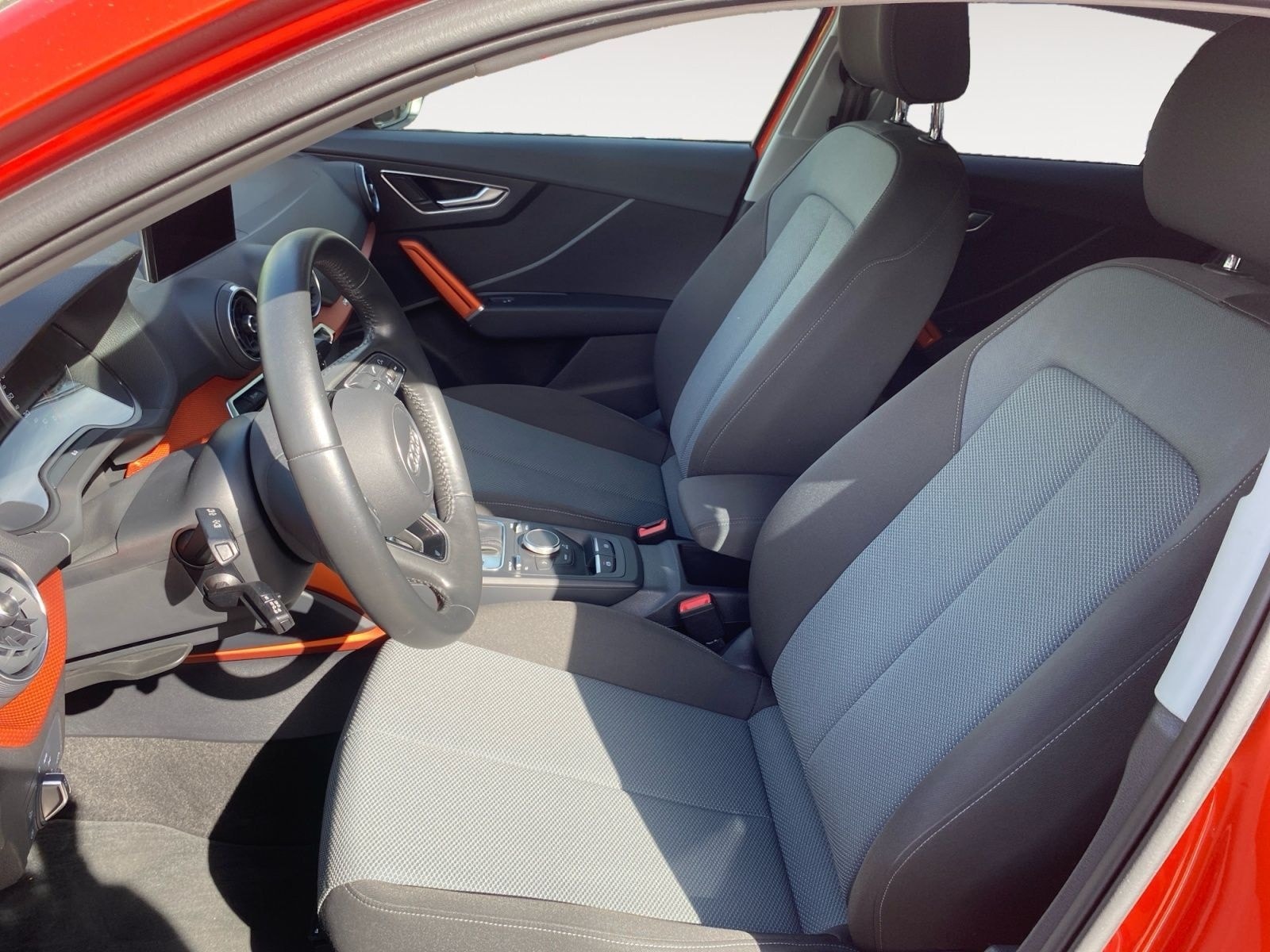 Audi Q2 35 TFSI S-tronic design *AHK*Navi*Kamera*Sitz foto 11