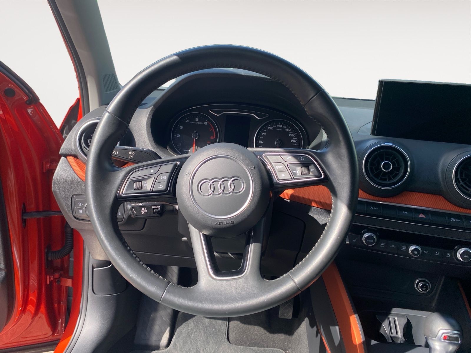 Audi Q2 35 TFSI S-tronic design *AHK*Navi*Kamera*Sitz foto 14