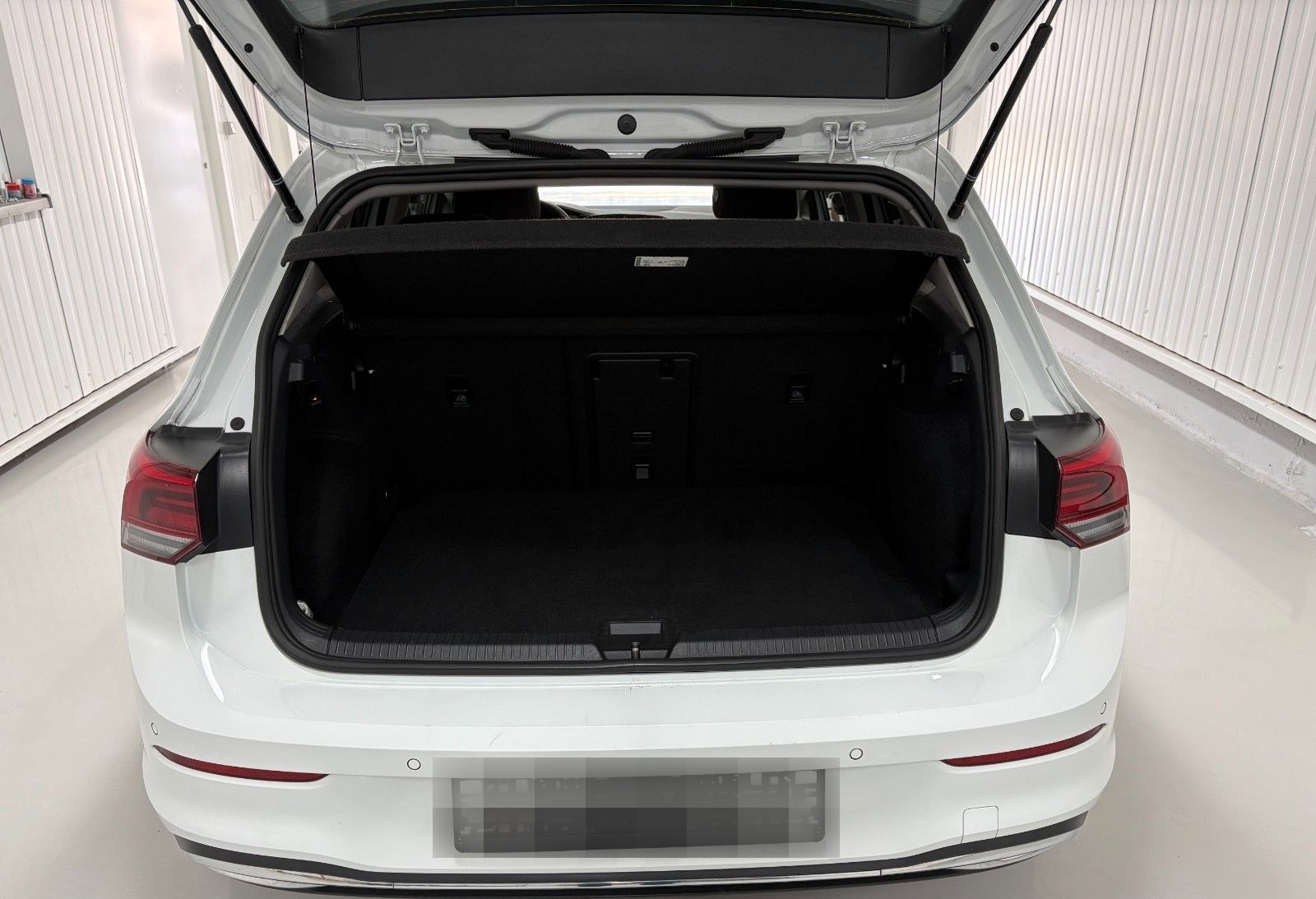 Volkswagen Golf VIII Lim. Active /LED-Plus/Navi/AHK/ACC foto 16