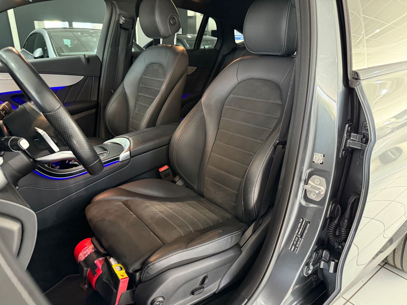 Mercedes-Benz GLC 200d Coupe*AMG-LINE*MBEAM*KAMERA*CARPLAY* foto 8