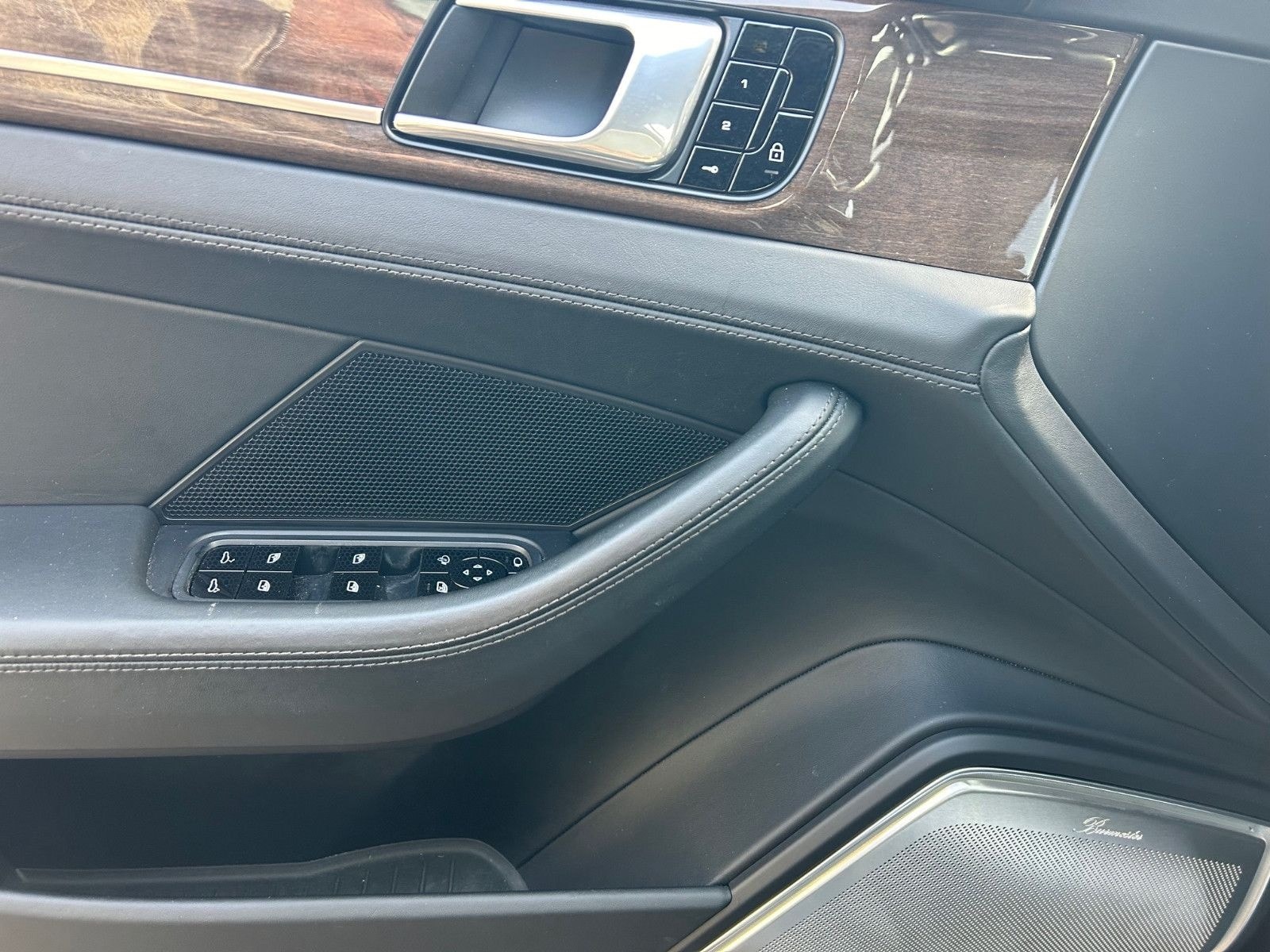 Porsche Panamera Sport Turismo Turbo Pano Hinterachsl. foto 11