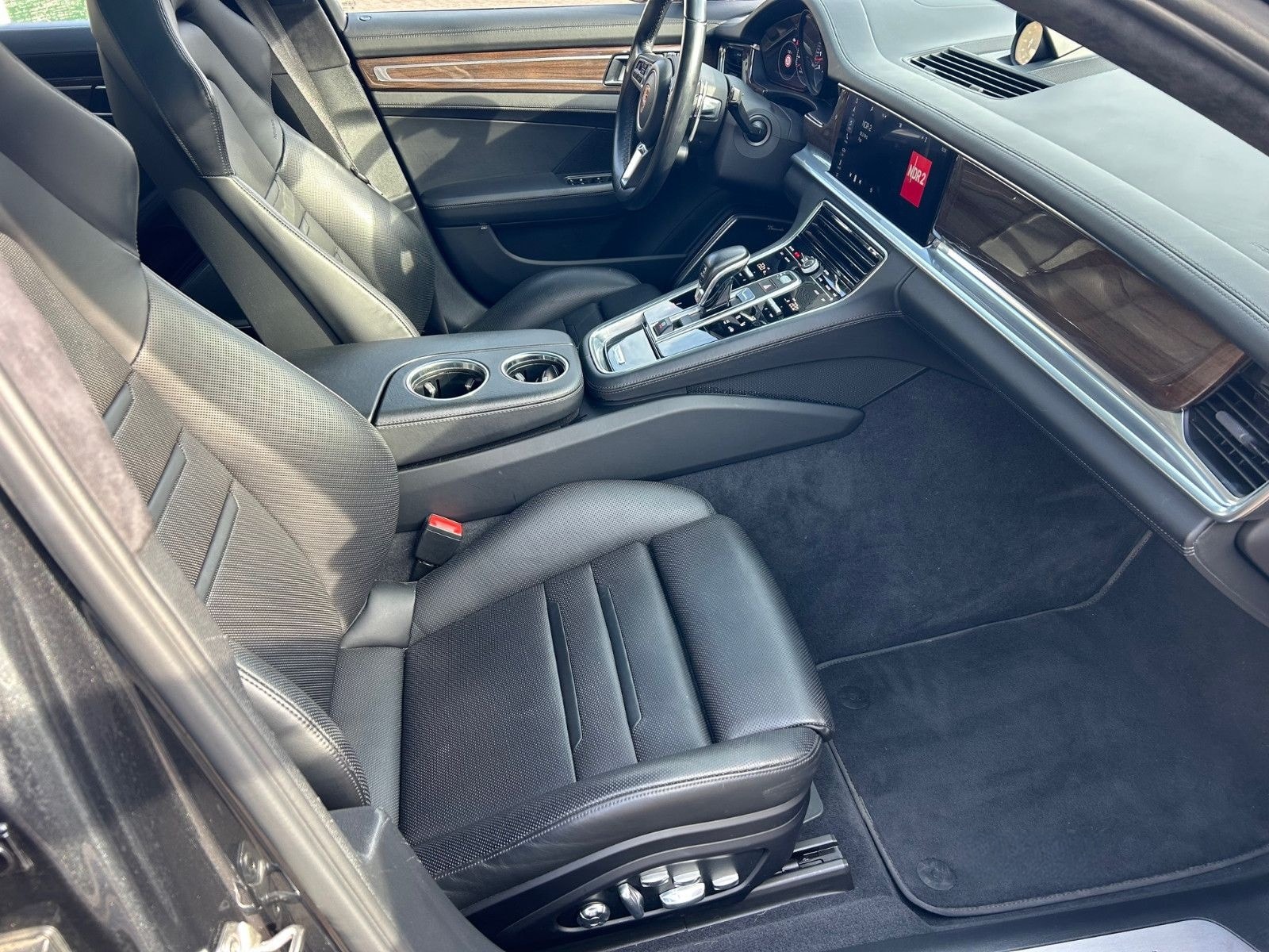 Porsche Panamera Sport Turismo Turbo Pano Hinterachsl. foto 18