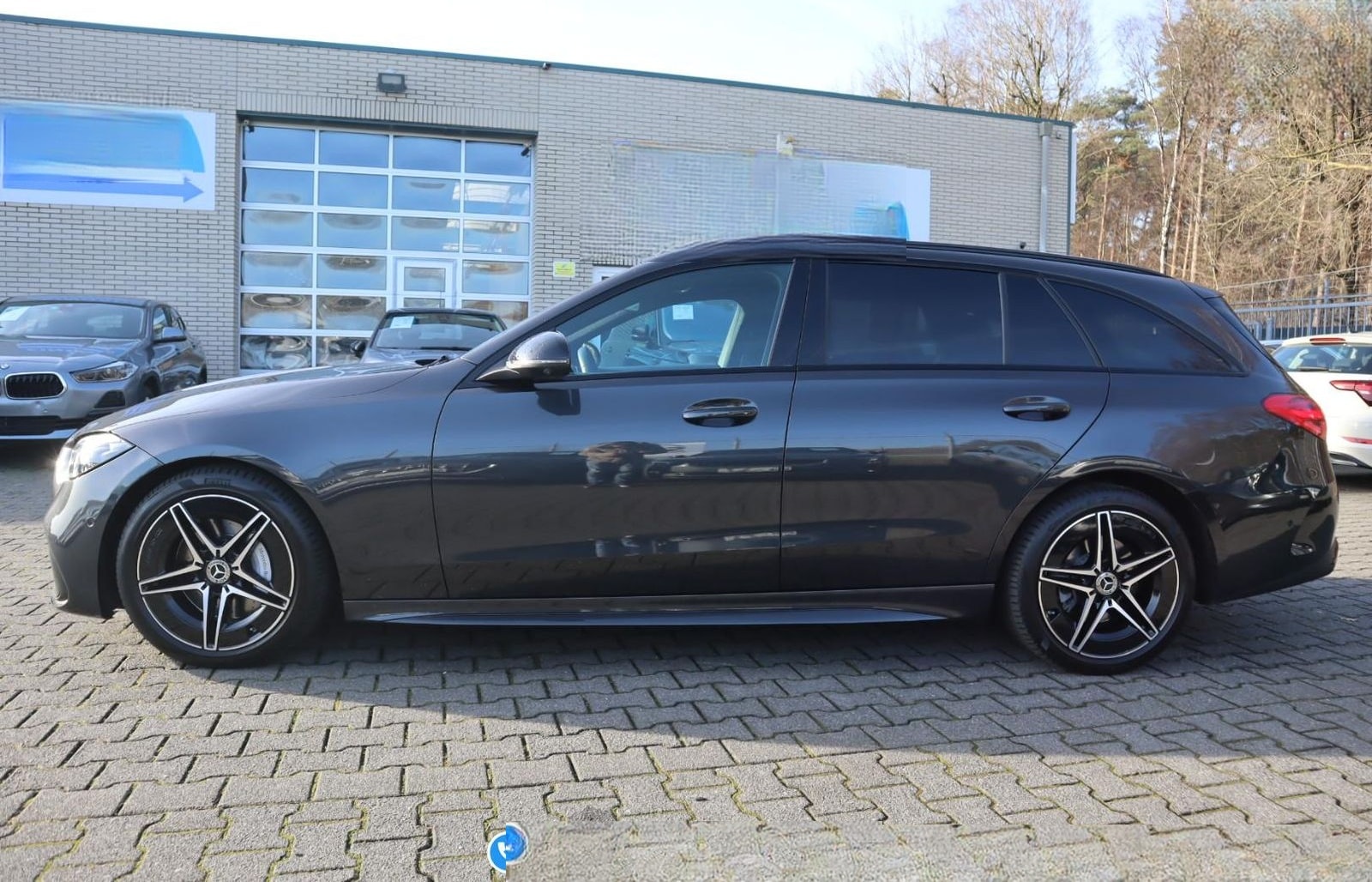 Mercedes-Benz C220d T AMG Line *Distronic*Digital Light*Memory foto 2