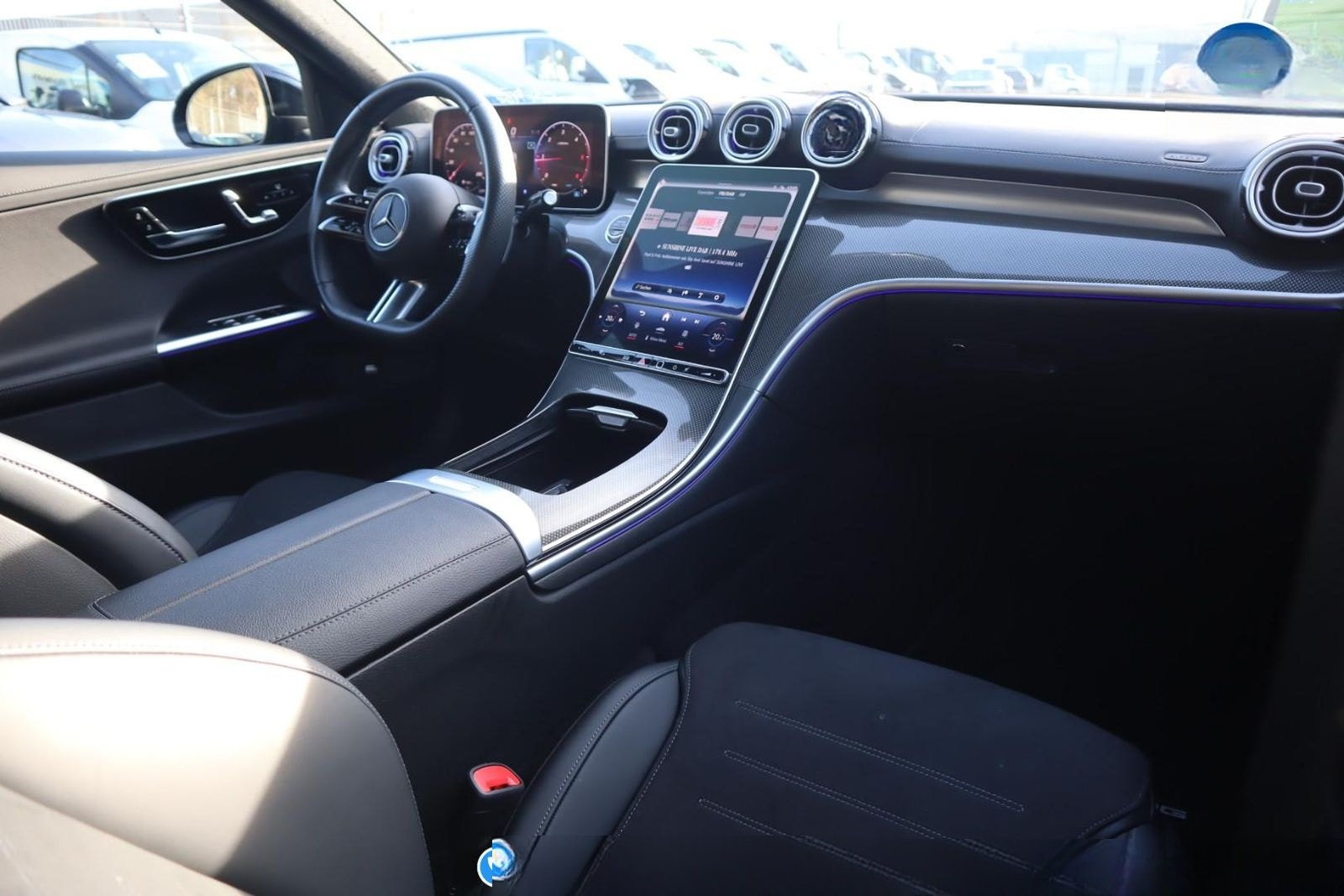 Mercedes-Benz C220d T AMG Line *Distronic*Digital Light*Memory foto 17