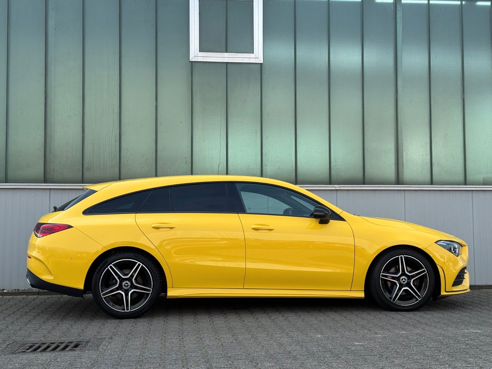 Mercedes-Benz CLA 180 7G-DCT Shooting Brake AMG-LINE*LED|NAVI* foto 8