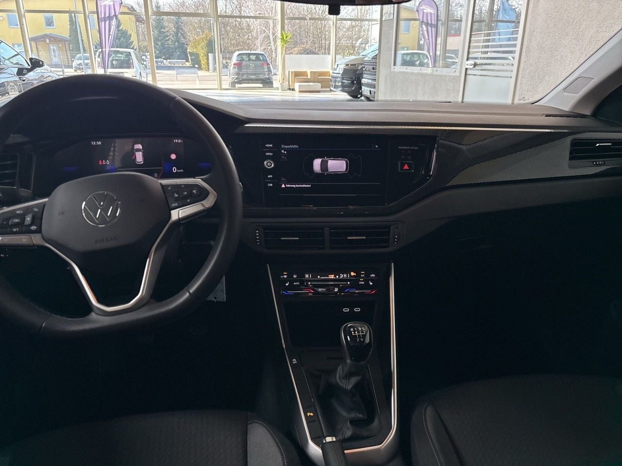 Volkswagen Polo 1.0 MPI Life+BAA+USB+DAB+EPH+MAL+SHZ+EURO6+ foto 9