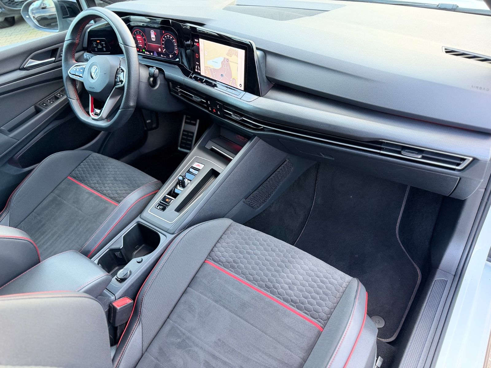 Volkswagen Golf VIII Lim. GTI Clubsport foto 21