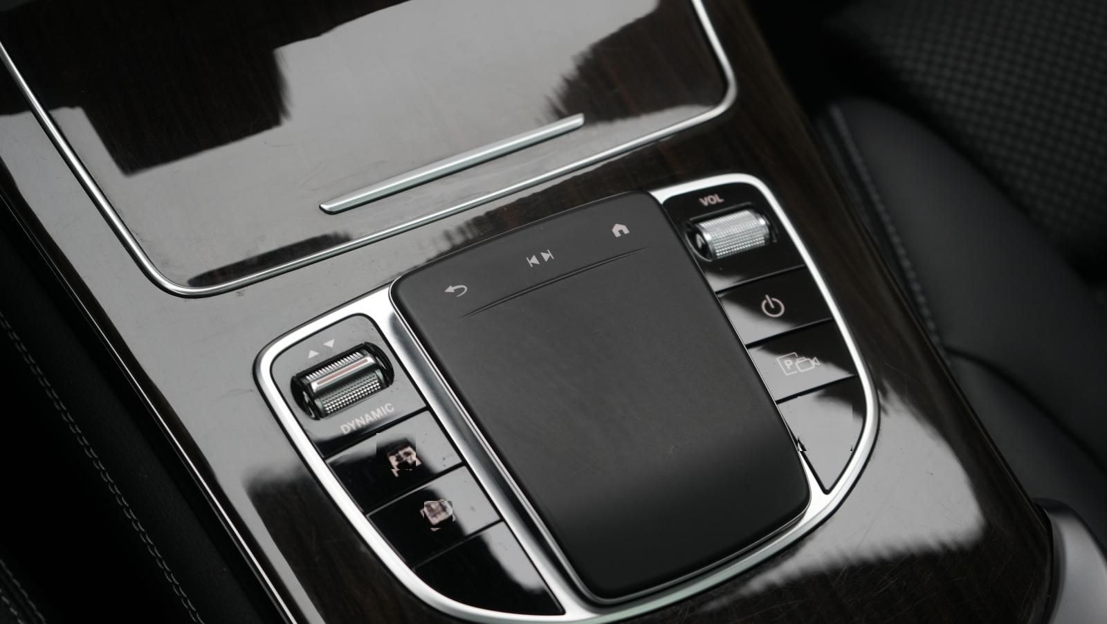 Mercedes-Benz GLC 300 de 4Matic 9G-Tronic Temp/Kamera/Pano/Lan foto 15