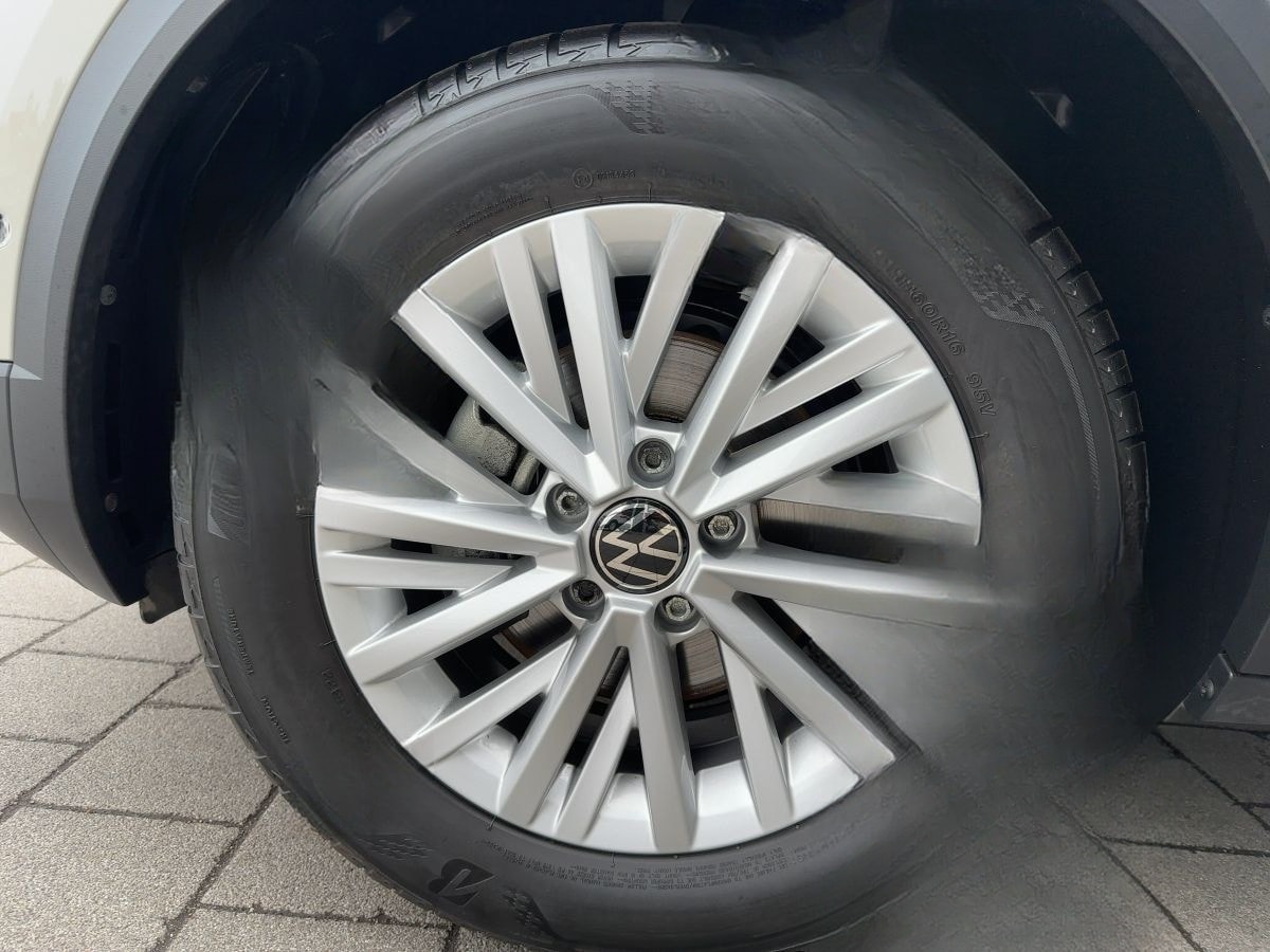 Volkswagen T-Roc 1.0 TSI Life Navi ACC CarPlay Keyless Cam foto 15