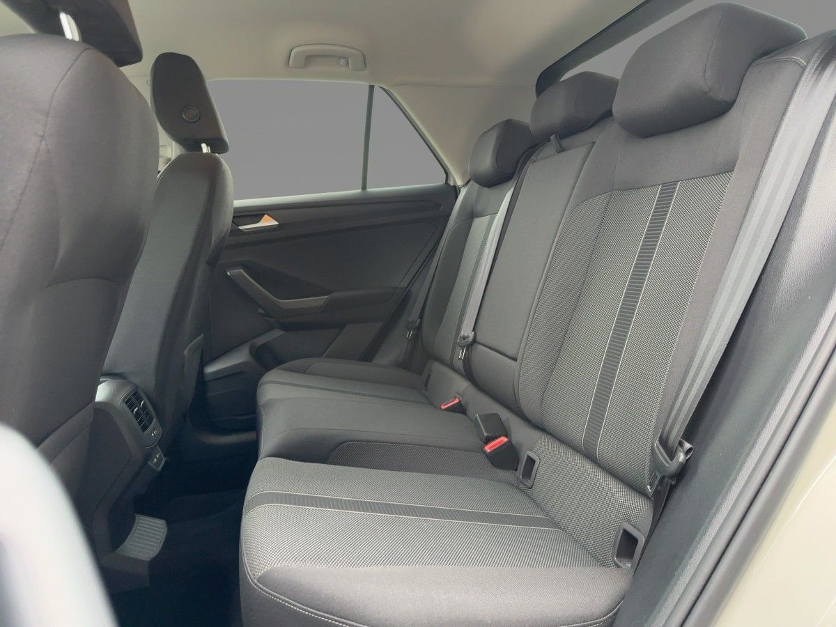 Volkswagen T-Roc 1.0 TSI Life Navi ACC CarPlay Keyless Cam foto 10