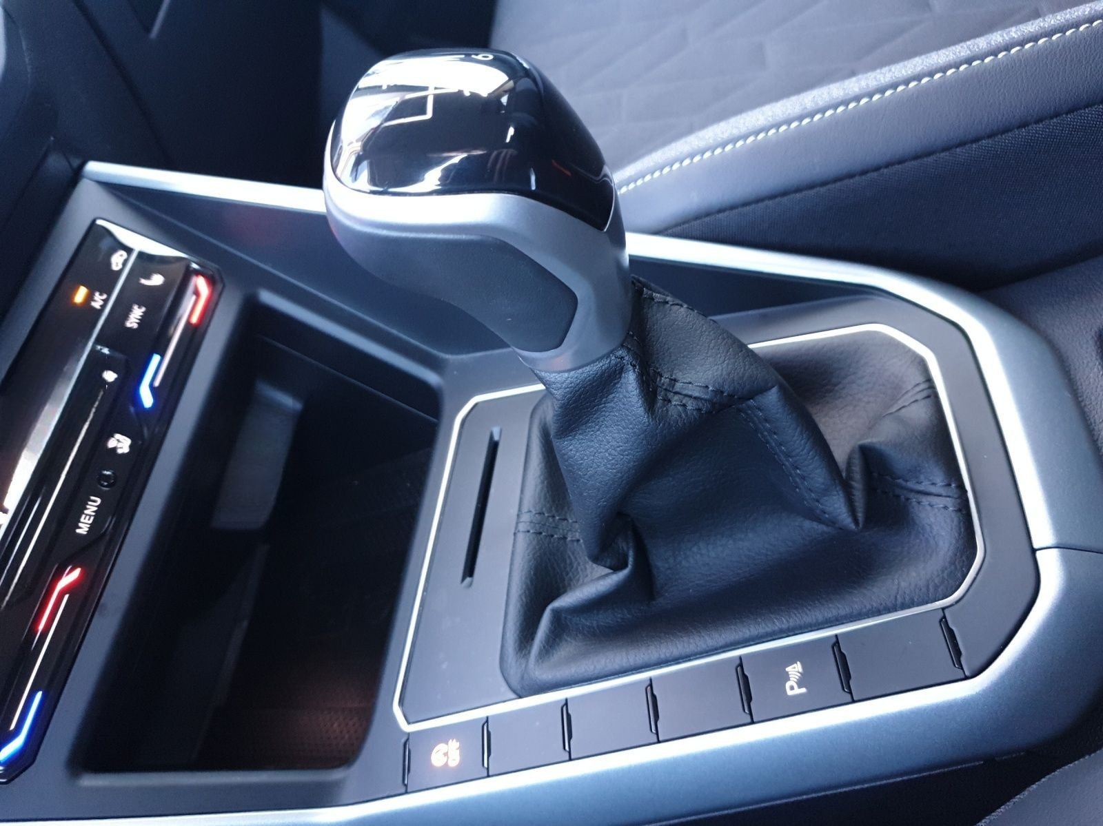 Volkswagen Taigo TSI GOAL VIRTUAL LED NAVI CLIMATRONIC foto 11