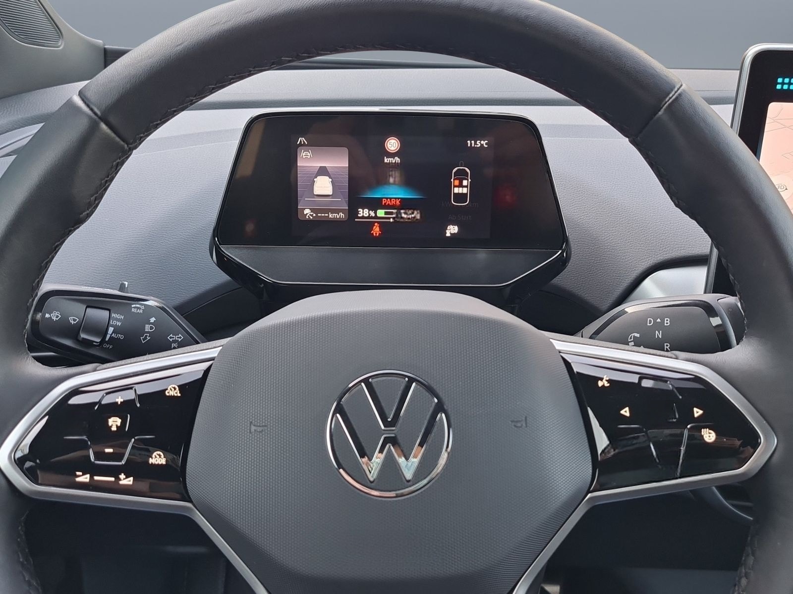 Volkswagen ID.4 Pure electric +1,49%+NAVI+WÄRMEP+MATRIX+SHZ foto 10