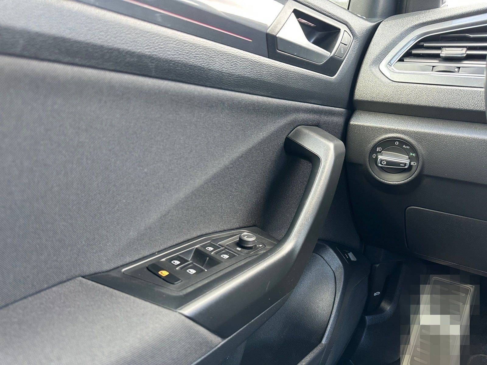 Volkswagen T-Roc 2.0 TDI Sport 4-Motion DSG ACC Navi LED be foto 13