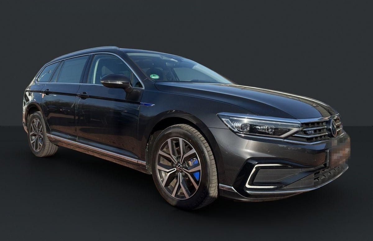 Volkswagen Passat Variant GTE 1.4*Matrix*Pano*Keyless*ACC* foto 1