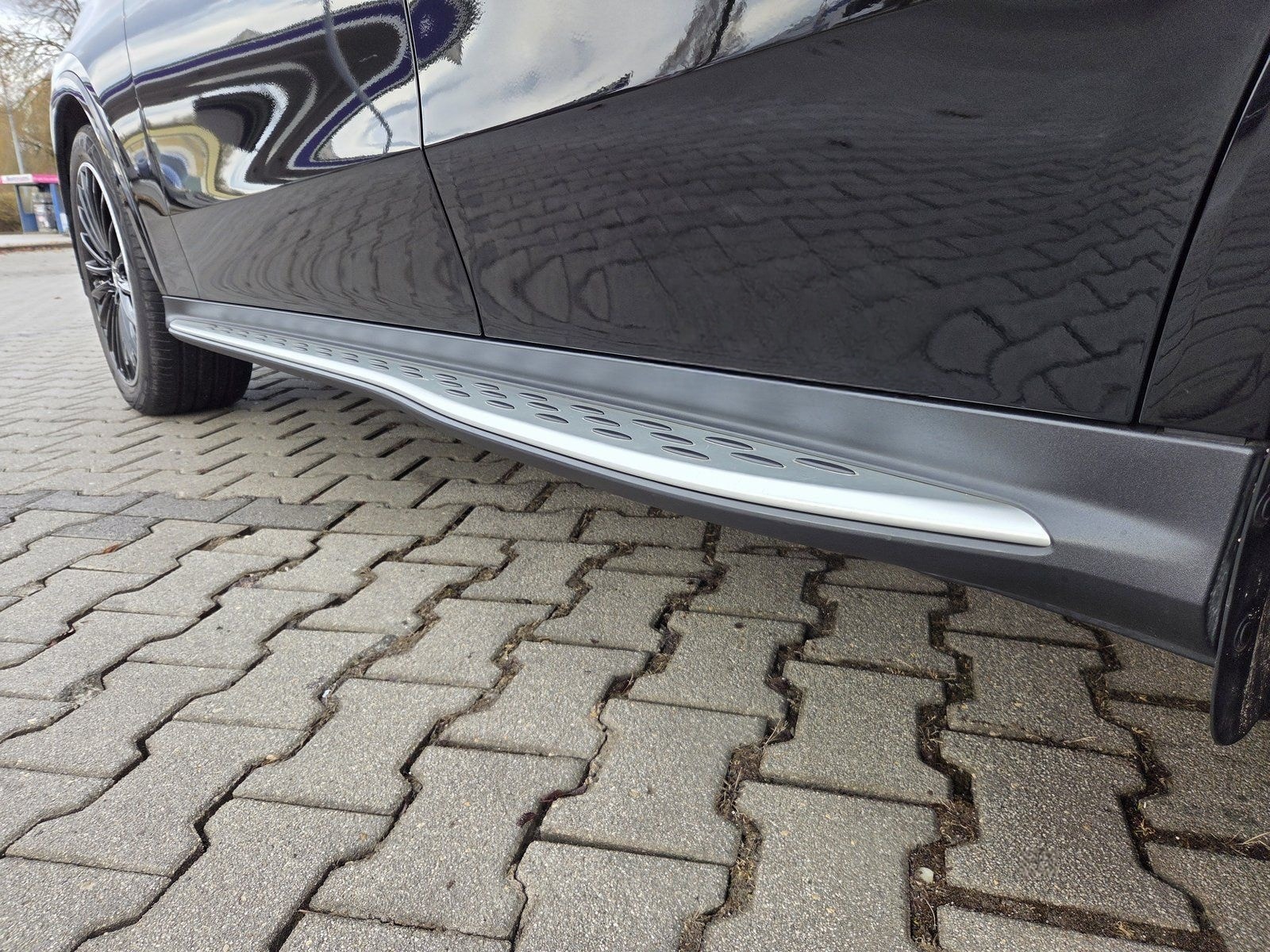 Mercedes-Benz GLC 300 d 4M AMG*AIRMATIC*AHK*PANO*DISTR*STHZ* foto 7