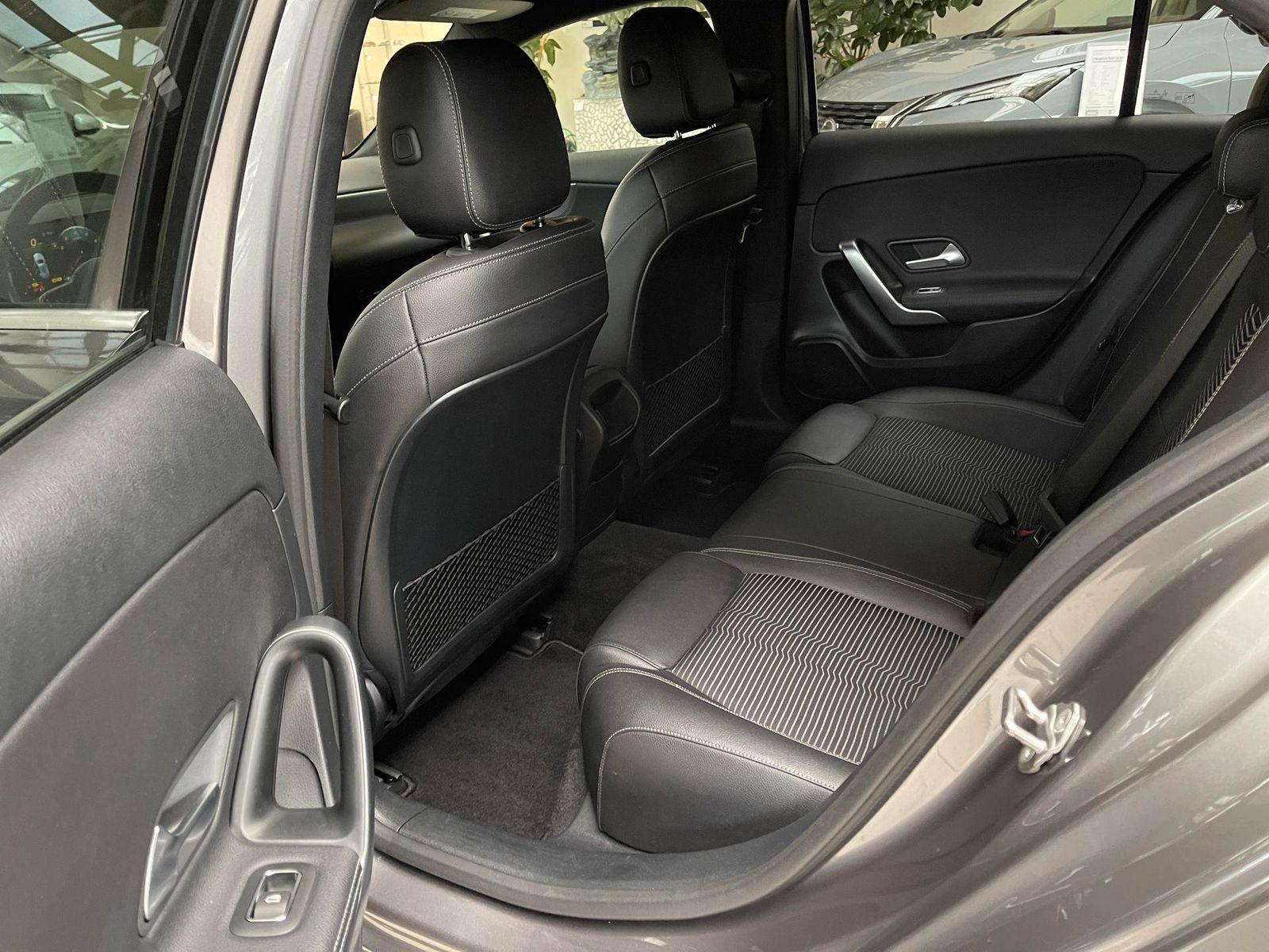 Mercedes-Benz A 220 Progressive 4Matic*AMG*STDHZG*MBUX*AHK*LED foto 14