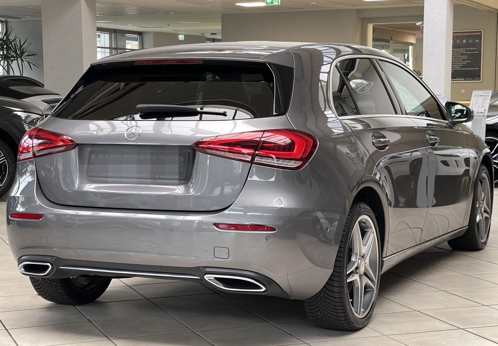 Mercedes-Benz A 220 Progressive 4Matic*AMG*STDHZG*MBUX*AHK*LED foto 3