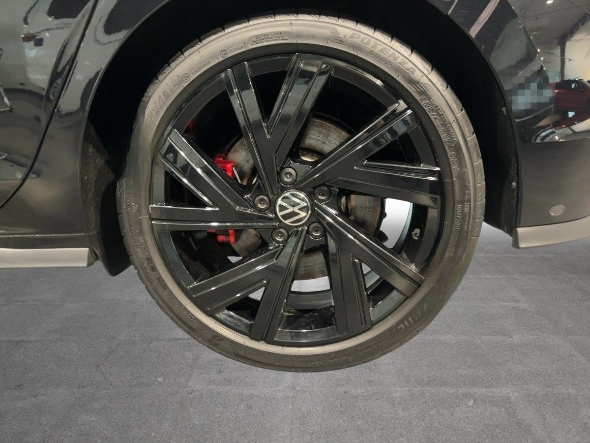 Volkswagen Golf VIII GTI 2.0TSI DSG Clubsport P-DACH MATRIX foto 12