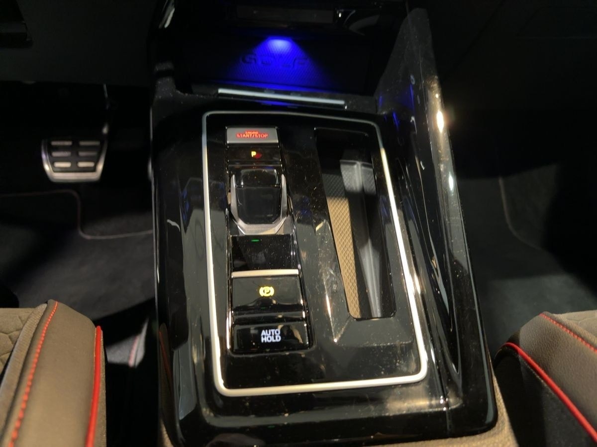 Volkswagen Golf VIII GTI 2.0TSI DSG Clubsport P-DACH MATRIX foto 13