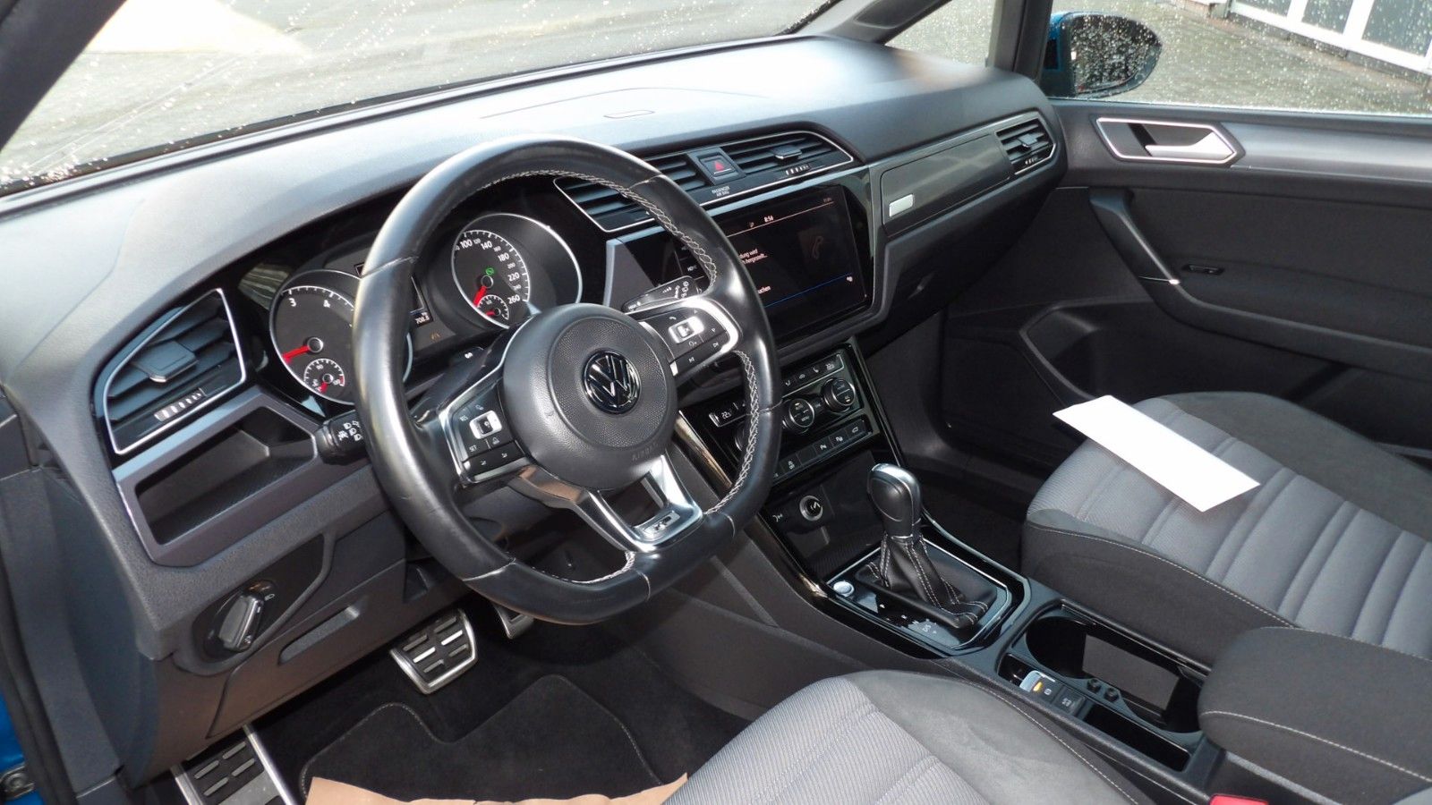 Volkswagen Touran Highline-R-Line *DSG*AHK*Navi*SHZ* foto 11