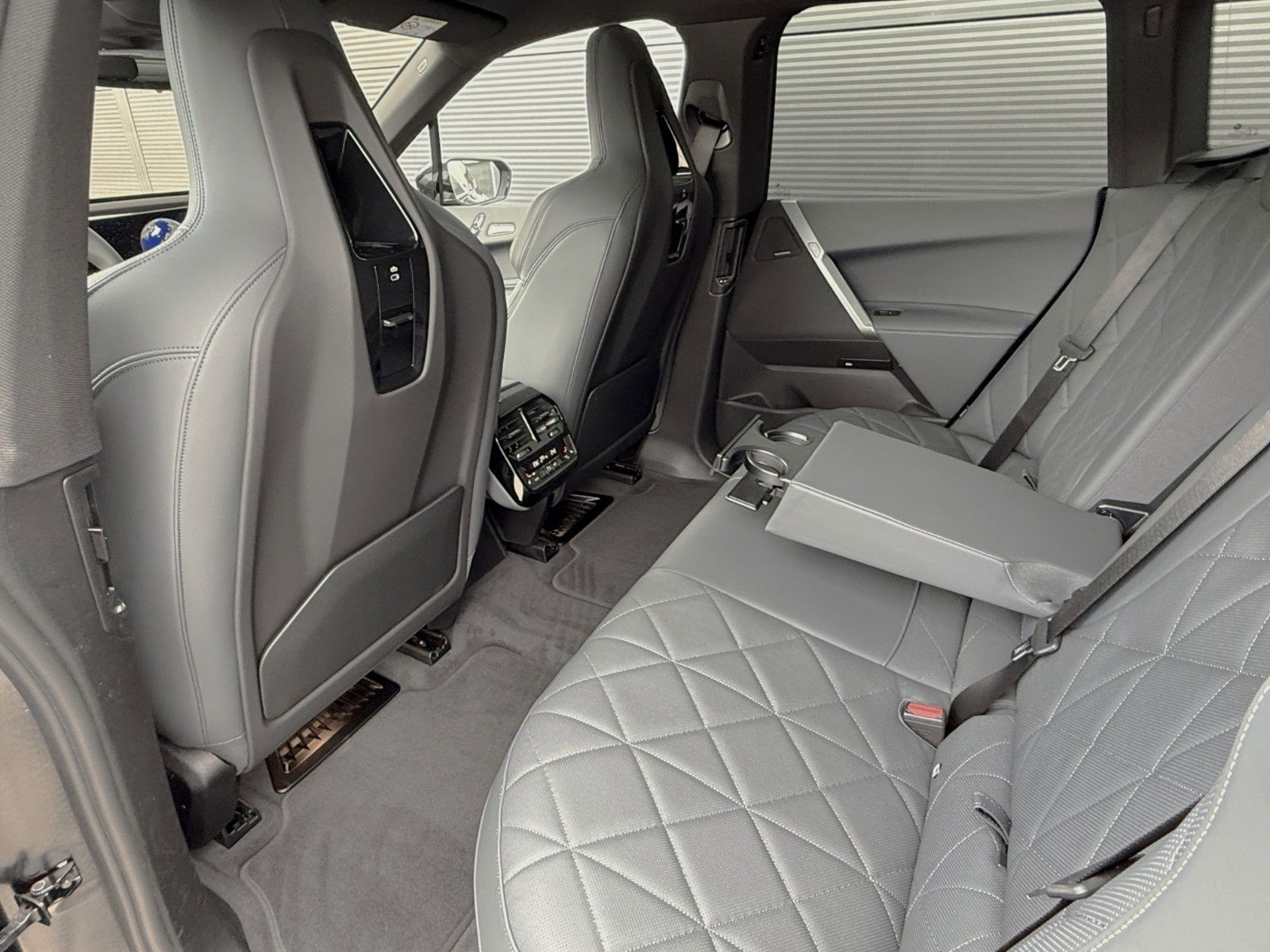 BMW iX 60 xDrive M Sport Pro*Leder*2-Achs Luft* Pano foto 24