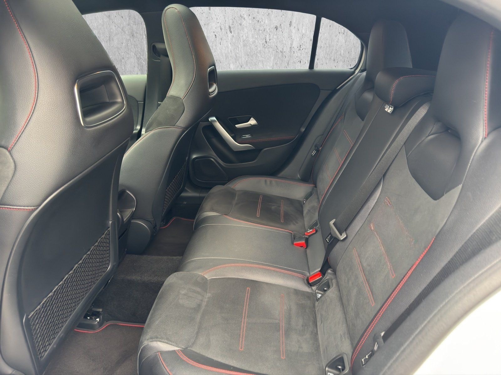 Mercedes-Benz A 220 AMG Line KeyLess+LED+Navi+Pano+SD+SHZ+LM foto 12