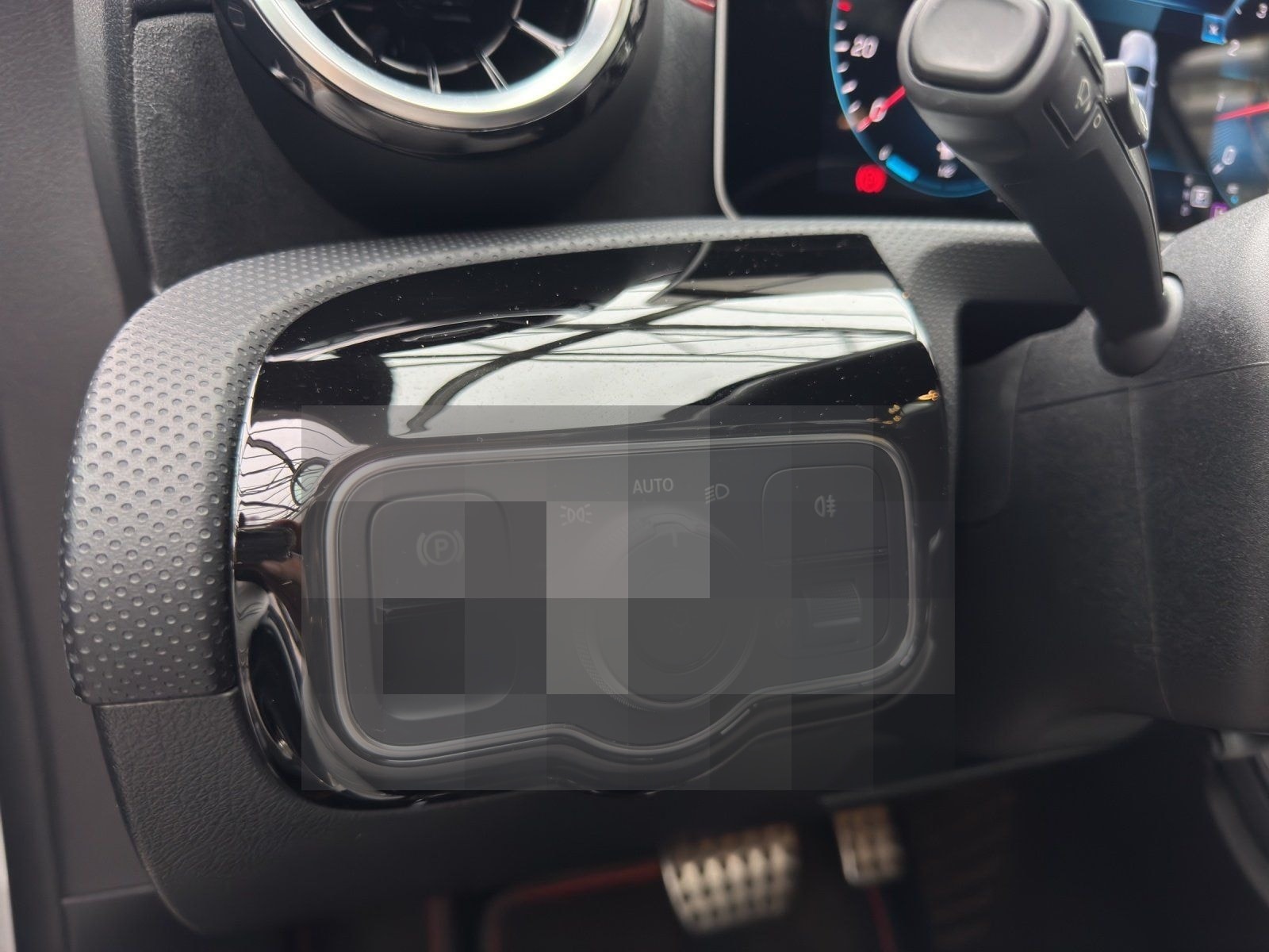 Mercedes-Benz A 220 AMG Line KeyLess+LED+Navi+Pano+SD+SHZ+LM foto 20