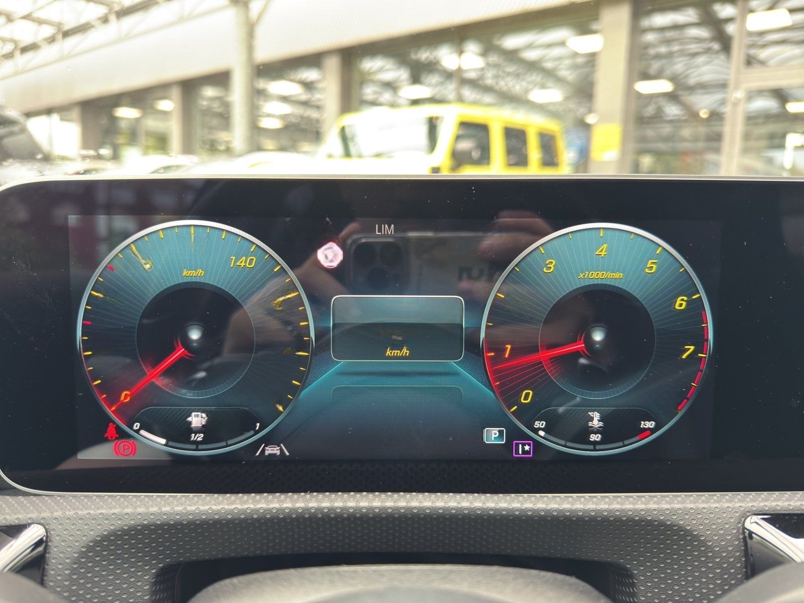 Mercedes-Benz A 220 AMG Line KeyLess+LED+Navi+Pano+SD+SHZ+LM foto 21