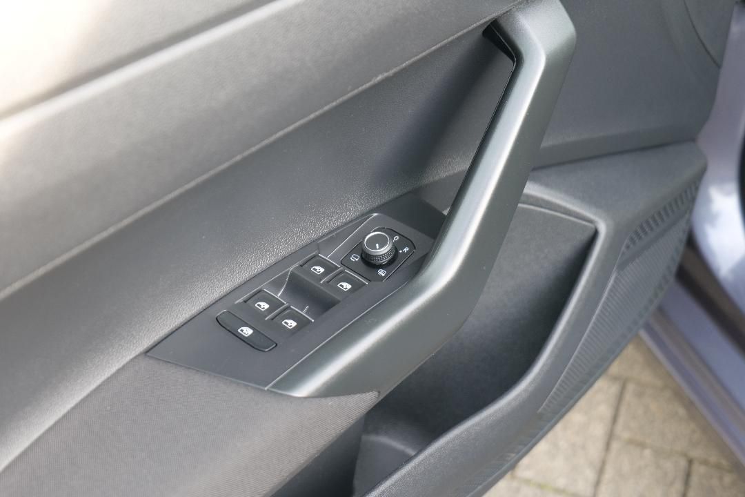 Volkswagen Polo Style 1.0 TSO 110PS DSG APP WIRELESS+CLIMAT foto 18